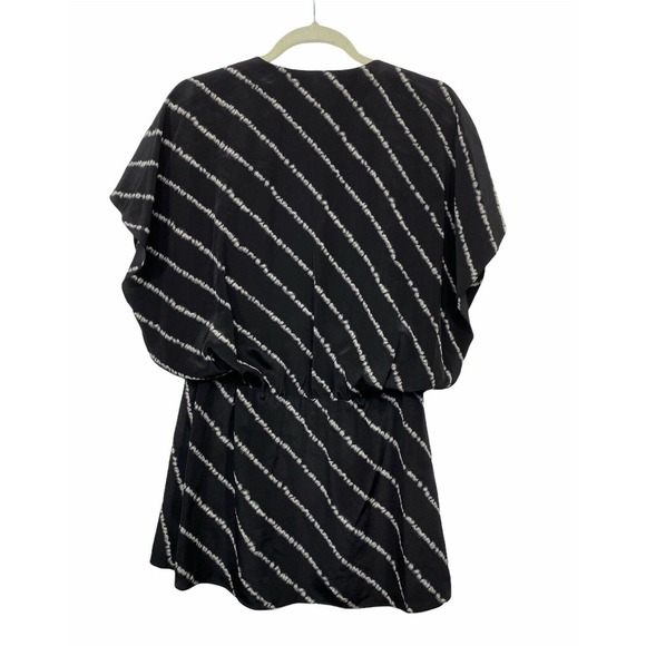 BCBGMaxazria Striped Top Empire Waist Blouse SZ M - Picture 2 of 10